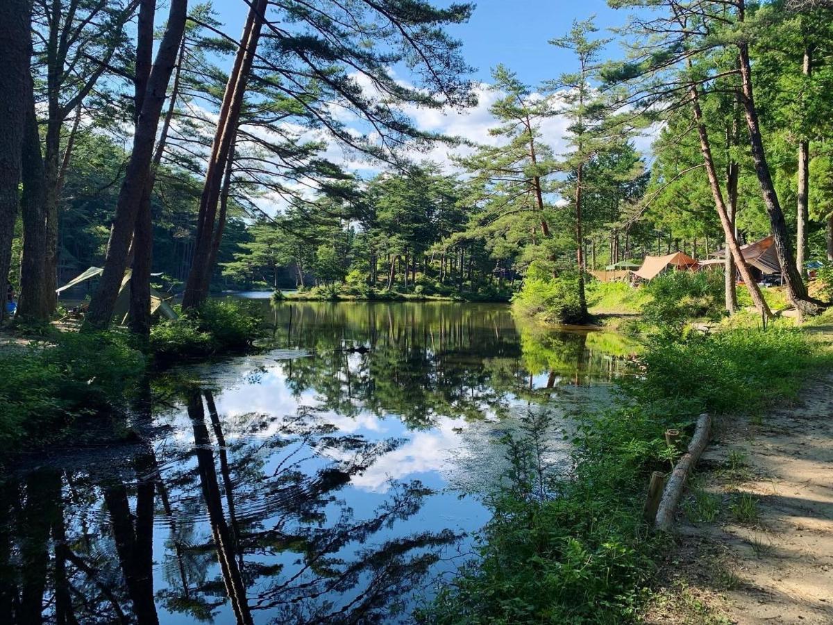 ホテル おおぐて湖畔しらさぎ荘 下條村 エクステリア 写真